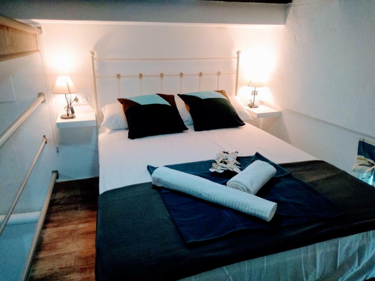 Wish Suite Barrio De Leon En Triana Séville Extérieur photo
